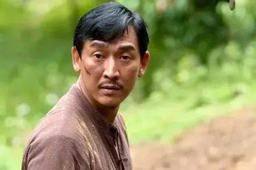 Hứa Vĩ Văn vào vai tình báo trong phim 'Tận hiến'