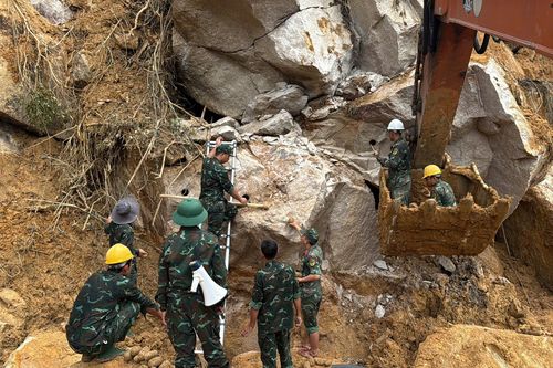Thông tuyến đèo Khánh Lê sau hơn 1 tháng xảy ra tai nạn thảm khốc do sạt lở