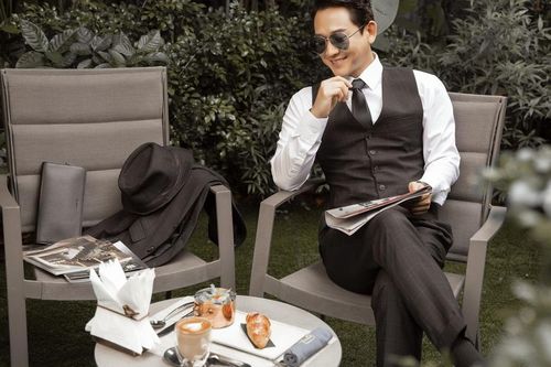 Sau thành công 'Mưa đỏ', 'soái ca màn ảnh' Hứa Vĩ Văn tái xuất với vai chiến sĩ tình báo