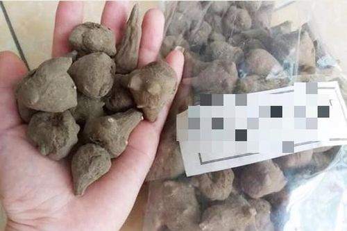 Nhập viện cấp cứu sau 1 giờ ăn củ ấu tàu