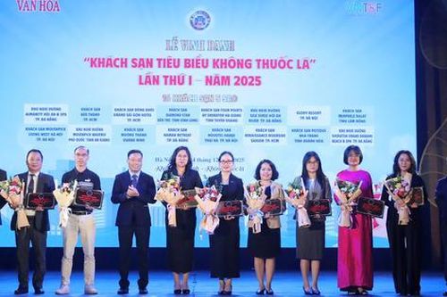 Xây dựng môi trường khách sạn không thuốc lá vì sức khỏe cộng đồng và phát triển du lịch xanh