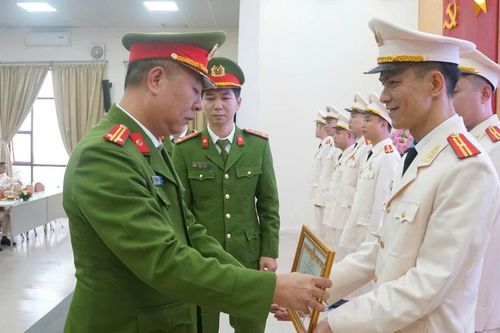Góp phần xây dựng phường Kim Liên trở thành địa điểm bình yên, đáng sống
