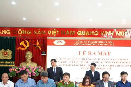 Ký kết quy chế phối hợp, ra mắt mô hình 'Cổng trường an toàn về an ninh trật tự'