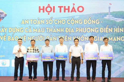 Bảo vệ người dân trên không gian mạng: Cách tiếp cận từ chuyển đổi số cộng đồng
