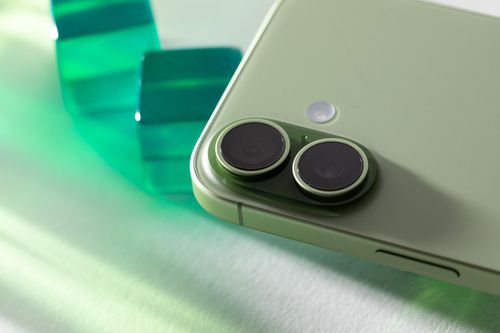 Camera iPhone sẽ sản xuất tại Mỹ