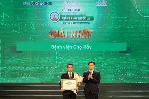 Tôn vinh các cơ sở y tế không khói thuốc lá