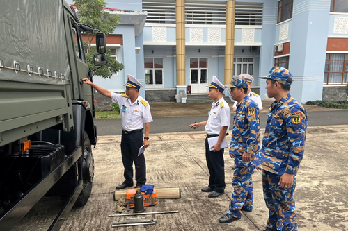 Lữ đoàn 682 tham gia Hội thi vũ khí tốt, xe - máy, kho trạm, xưởng chính quy, mẫu mực, an toàn