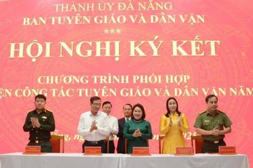 Phát huy vai trò đi trước, mở đường của công tác tuyên giáo và dân vận