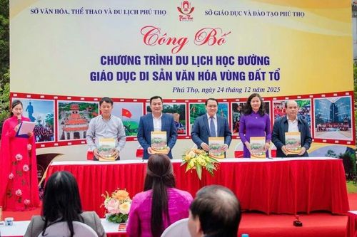 Phú Thọ công bố 'Chương trình Du lịch học đường giáo dục di sản vùng đất Tổ'