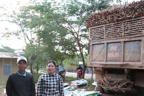 Dạy xóa mù chữ ở vùng cao Quảng Trị: Biết chữ để áp dụng kỹ thuật vào sản xuất