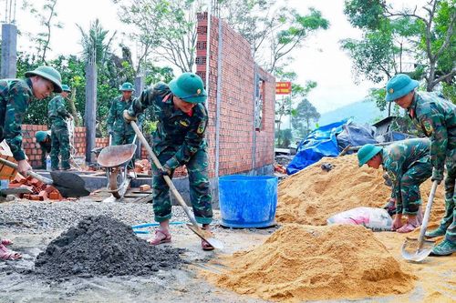 Nhà xây siêu tốc, chi phí siêu rẻ vẫn '3 cứng, 4 chắc', hồi sinh vùng rốn lũ