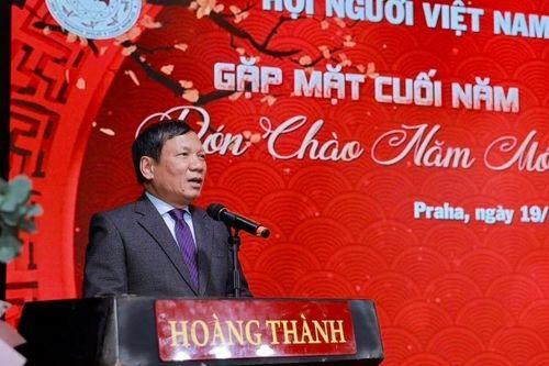 Thi đua yêu nước: Người gắn kết cộng đồng người Việt Nam ở châu Âu