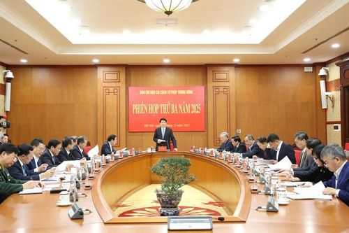 Ban Chỉ đạo Cải cách Tư pháp Trung ương xem xét cho ý kiến về Đề án chế định bào chữa viên nhân dân