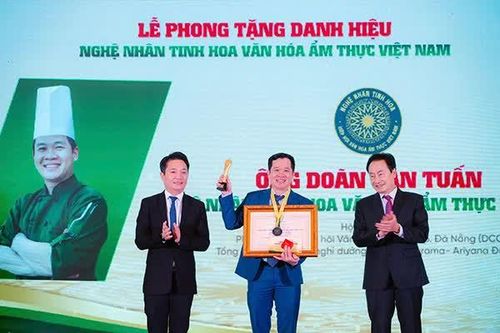 Hai đầu bếp Đà Nẵng được vinh danh 'Nghệ nhân Văn hóa ẩm thực Việt Nam'
