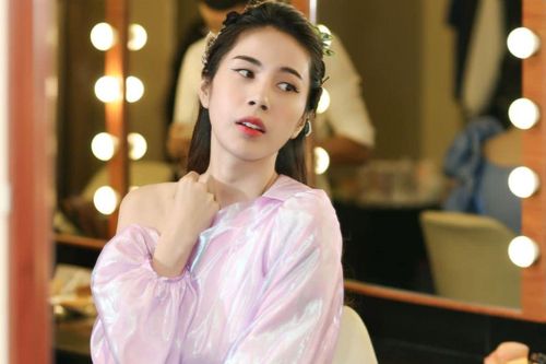 Danh tính người đàn ông đứng sau giúp Thủy Tiên 'đổi đời'