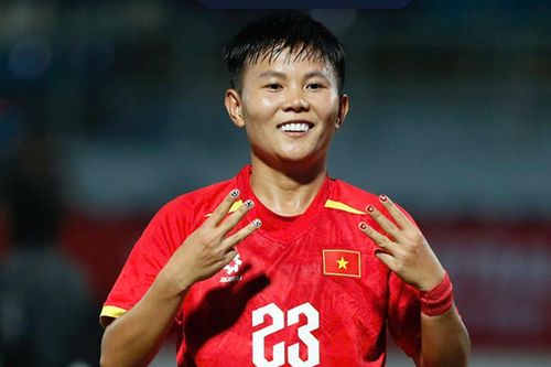 Bích Thùy phá vỡ im lặng khi trọng tài Lào trả giá
