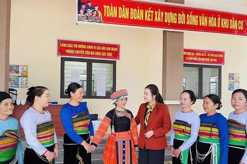 Chi hội trưởng phụ nữ vùng cao nhiệt huyết với công tác hội