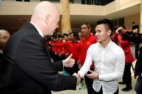 Chủ tịch FIFA chúc mừng bóng đá Việt Nam; Hojlund khiến cổ động viên Man Utd phẫn nộ