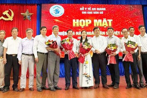 Họp mặt truyền thống Ngày Dân số Việt Nam