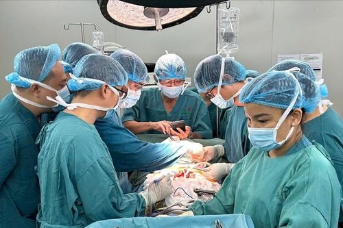 Ứng dụng kỹ thuật tiên tiến điều trị, chăm sóc sức khỏe bệnh nhân