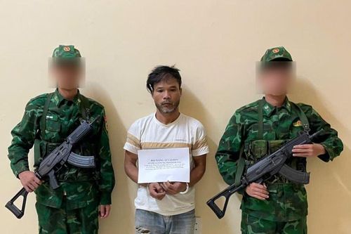 Đồn Biên phòng Cửa khẩu quốc tế Nam Giang khởi tố vụ án tàng trữ trái phép chất ma túy