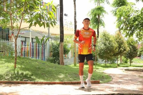 Hoàng Nguyên Thanh với mục tiêu lần thứ 10 là 'Vua leo núi' Bà Rá
