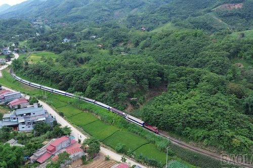 Giao thông mở lối - Bảo Hà bừng sức sống nông thôn mới