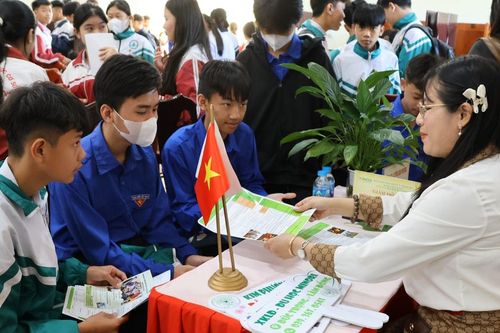 Hiệp Thạnh đồng hành để người nghèo tự vươn lên