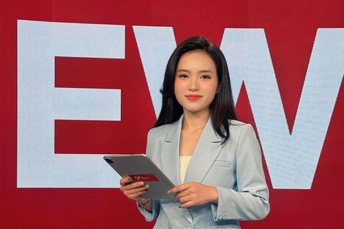 BTV Huyền Trần: Hành trình từ 'người hướng nội' đến Vietnam Today