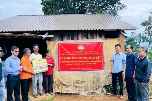 Trường Xuân khởi công xây dựng nhà 'Đại đoàn kết' cho hộ nghèo