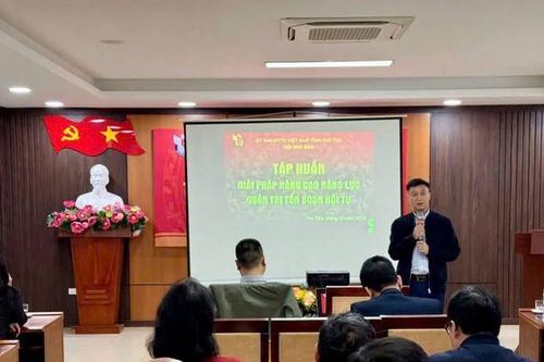 Tập huấn giải pháp nâng cao năng lực quản trị tòa soạn hội tụ
