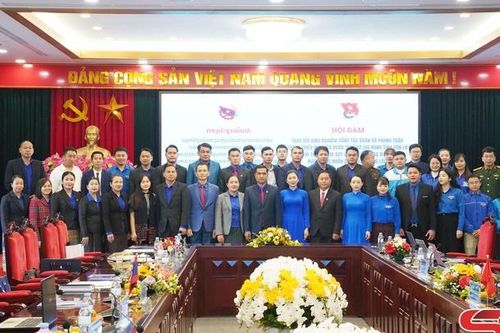 Hội đàm hợp tác giữa thanh niên tỉnh Sơn La với tỉnh U Đôm Xay và Xay Nhạ Bu Ly