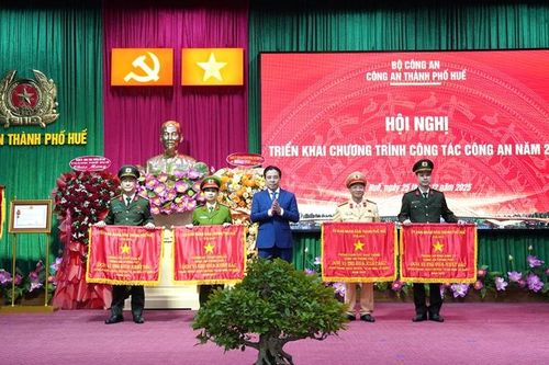 Giữ vững an ninh, trật tự trong giai đoạn mới