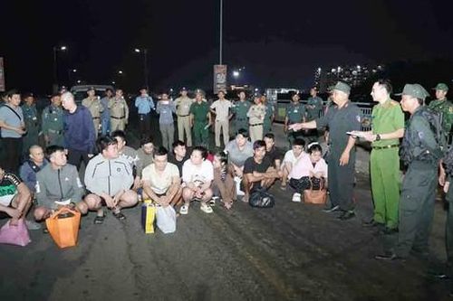 Tội phạm lừa đảo trực tuyến nhắm vào người già