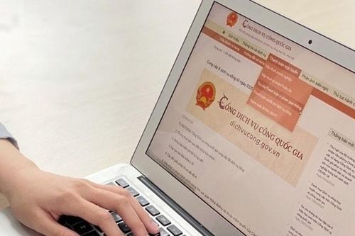 Xóa cảnh xếp hàng, chờ đợi nhờ trực tuyến hóa toàn trình dịch vụ công