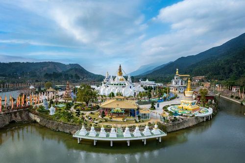 Đại Bảo tháp Tây Thiên chào năm mới 2026 trong Pháp hội cầu an đặc biệt