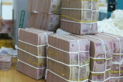Cảnh báo tín dụng/GDP có thể lên tới 185%