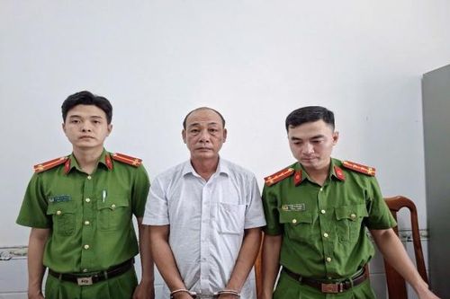 Bắt tạm giam đối tượng đưa thông tin gian dối, chiếm đoạt trên 3 tỷ đồng