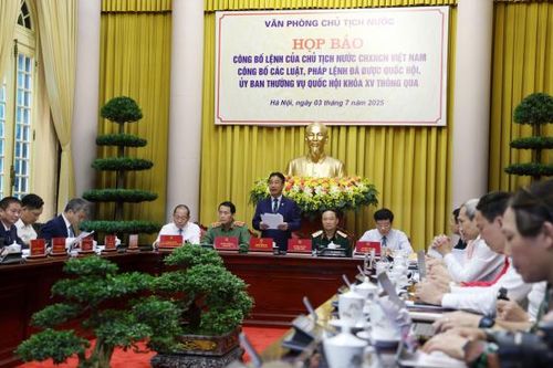 Tạo điều kiện thuận lợi trong thực hiện thủ tục nhập, trở lại quốc tịch Việt Nam