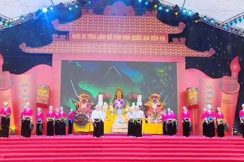 Tri ân Đức Thánh Tản Viên Sơn - gìn giữ giá trị văn hóa tâm linh Ba Vì