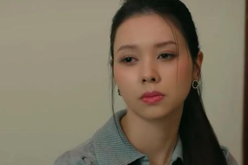 Dù 'bắt cá hai tay', Duyên vẫn nghi ngờ Bách có mối quan hệ mờ ám