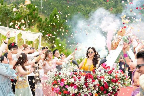 'Love In Vietnam': Hành trình đặc biệt đưa phim 'bom tấn' Ấn Độ về Việt Nam