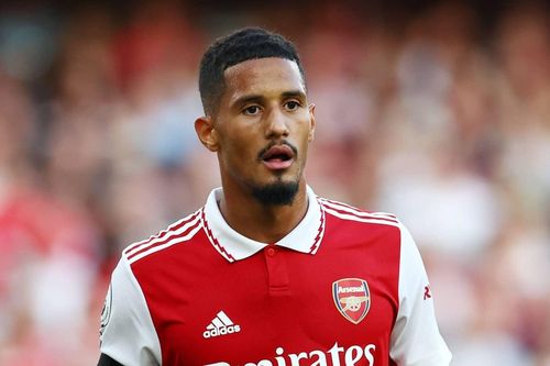 Sao Arsenal tuyên bố 'ăn 4'