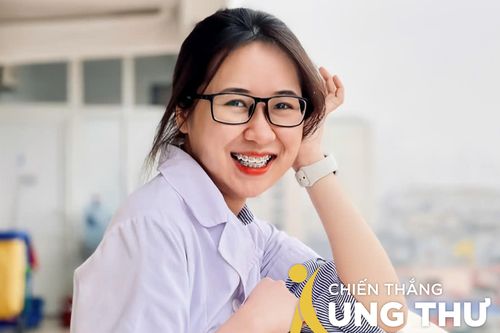 Tôi mắc ung thư vòm họng, chuẩn bị ảnh thờ ở tuổi 25