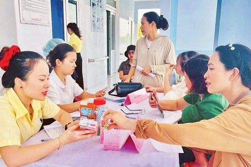 Luật Dân số mới được thông qua: Đột phá trong giải quyết vấn đề dân số