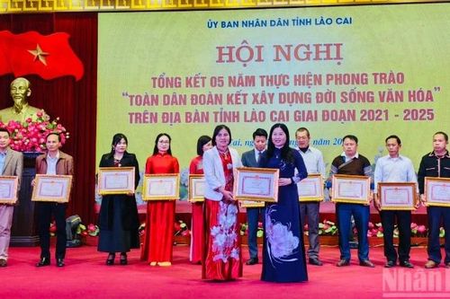 Lào Cai tổng kết Phong trào 'Toàn dân đoàn kết xây dựng đời sống văn hóa'