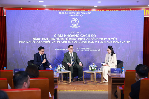 Hà Nội: Nâng cao khả năng tiếp cận dịch vụ công trực tuyến cho người cao tuổi