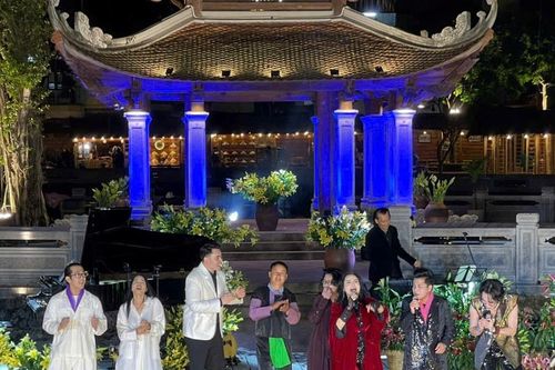 Chào 2026: Giai điệu mới trên nền di sản Hồ Văn - Văn Miếu Quốc Tử Giám