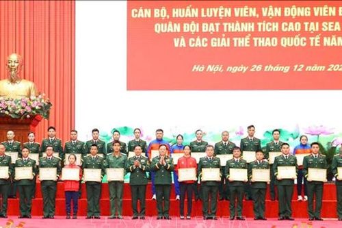 Bộ Quốc phòng khen thưởng đoàn thể thao Quân đội đạt thành tích cao