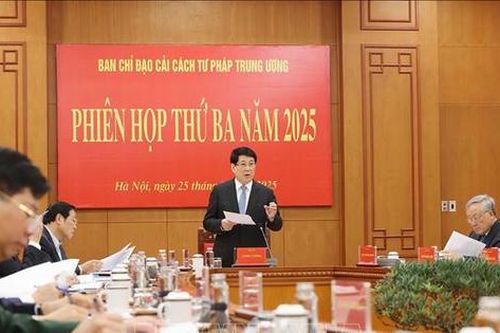 Tiếp tục đổi mới công tác xây dựng và thi hành pháp luật trong giai đoạn mới